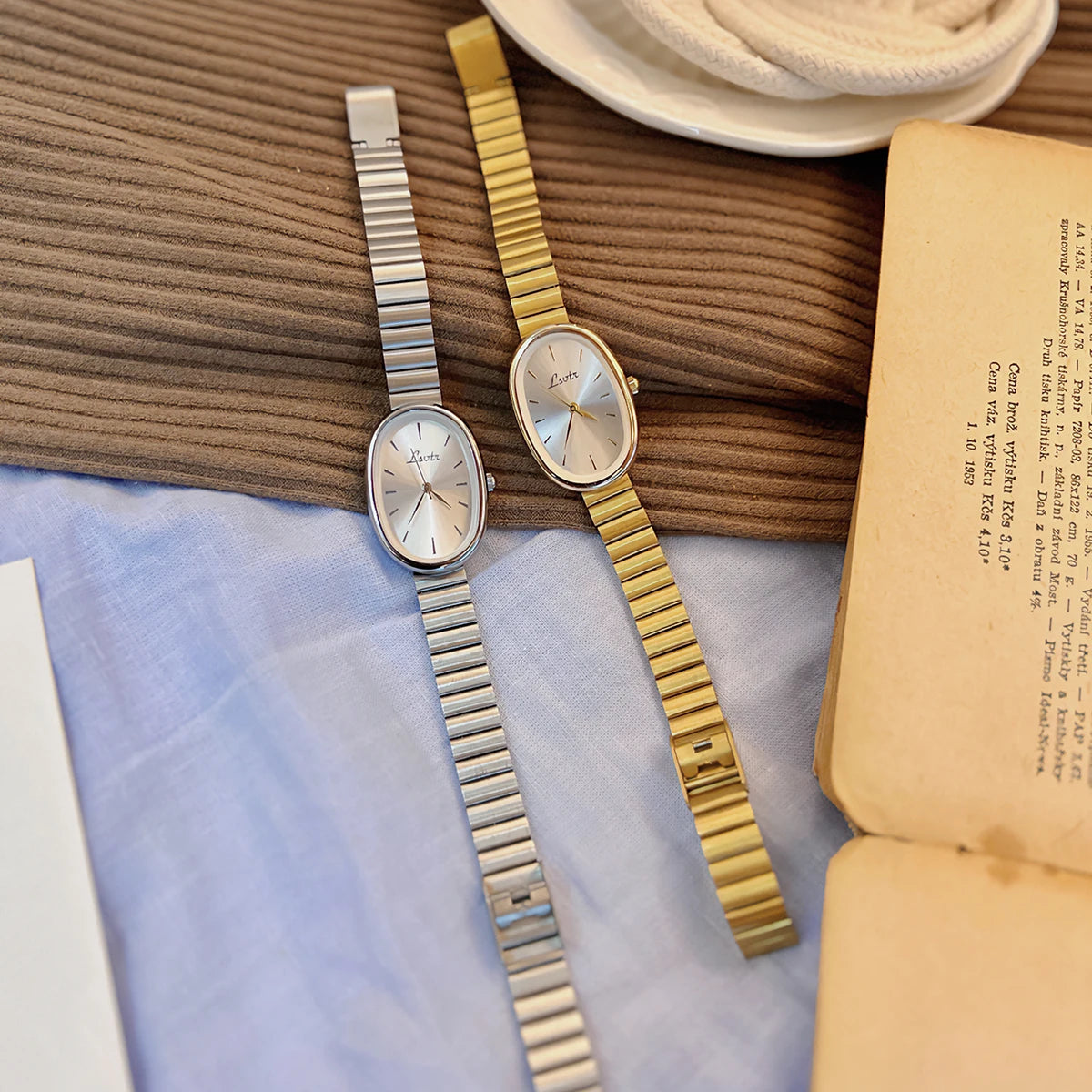 GoldVerre Watch – Vintage-Inspired Quartz Timepiece with an Elegant Gold Bracelet