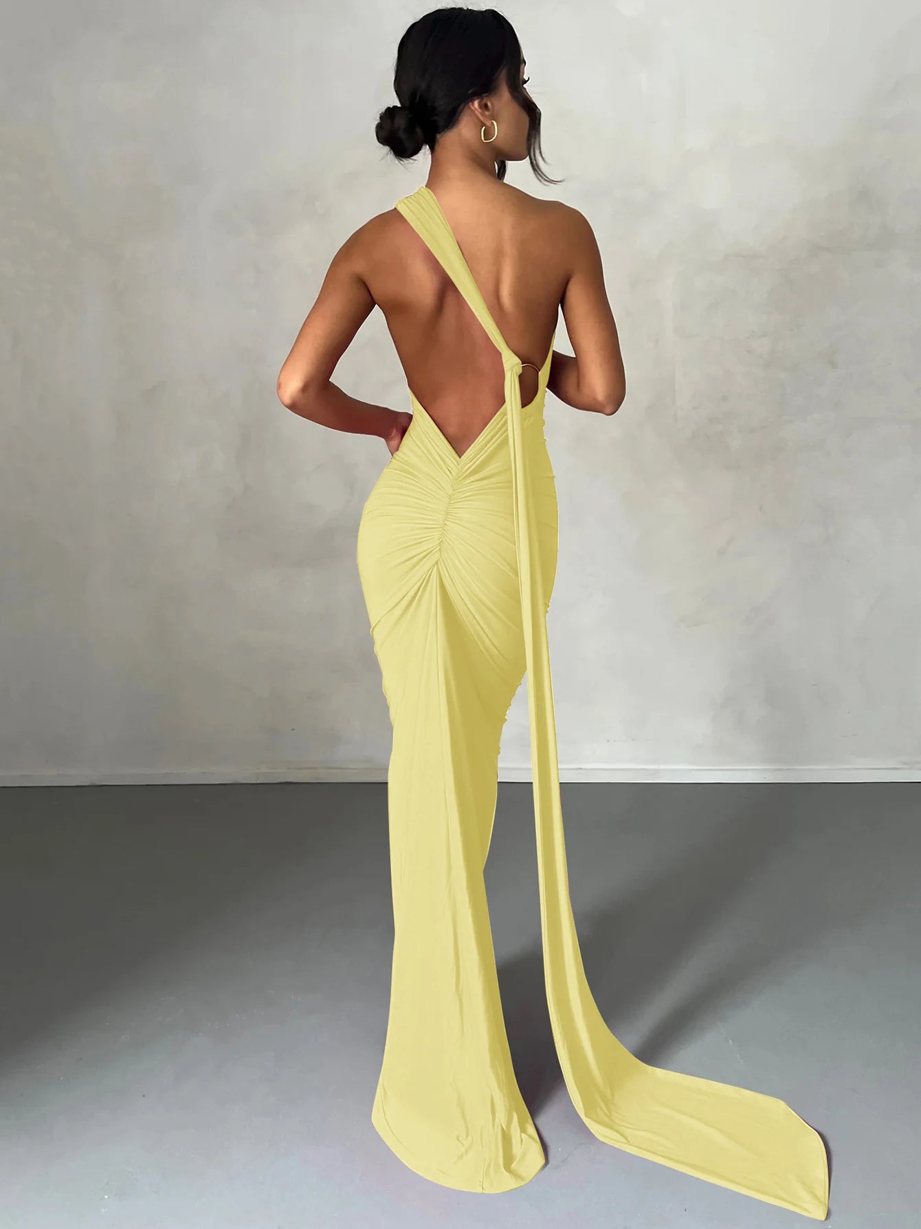 Lunéra Curve – One-Shoulder Backless Maxi Dress with a Sculpted Ruched Silhouette