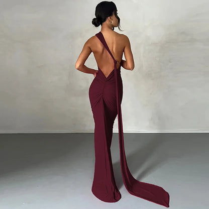 Lunéra Curve – One-Shoulder Backless Maxi Dress with a Sculpted Ruched Silhouette