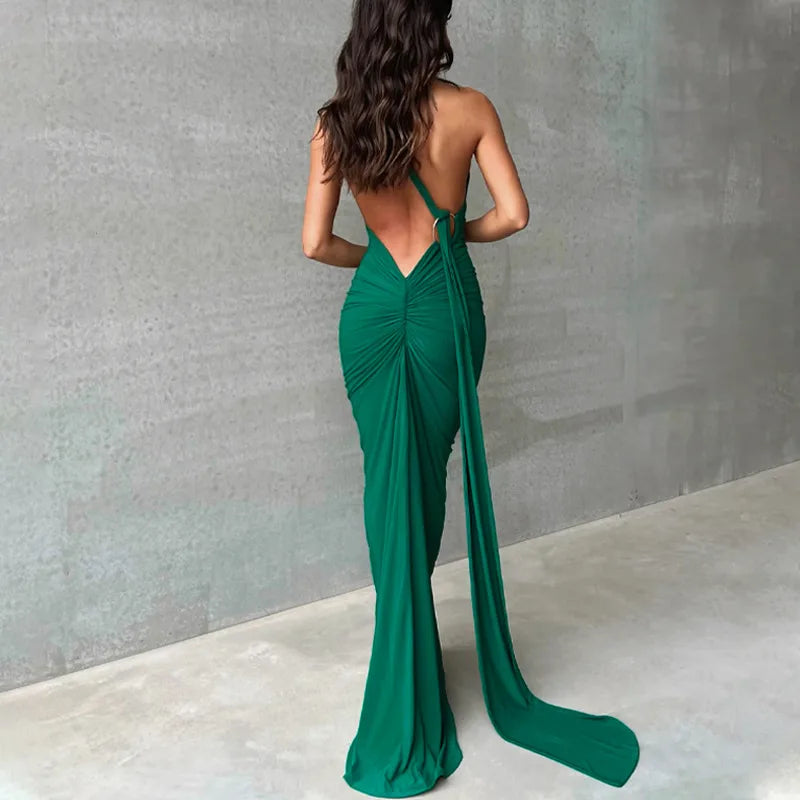 Lunéra Curve – One-Shoulder Backless Maxi Dress with a Sculpted Ruched Silhouette