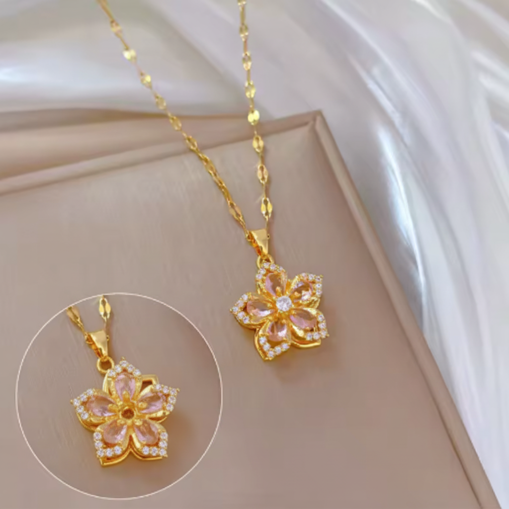 LunaFlower - Necklace With Rotating Petals